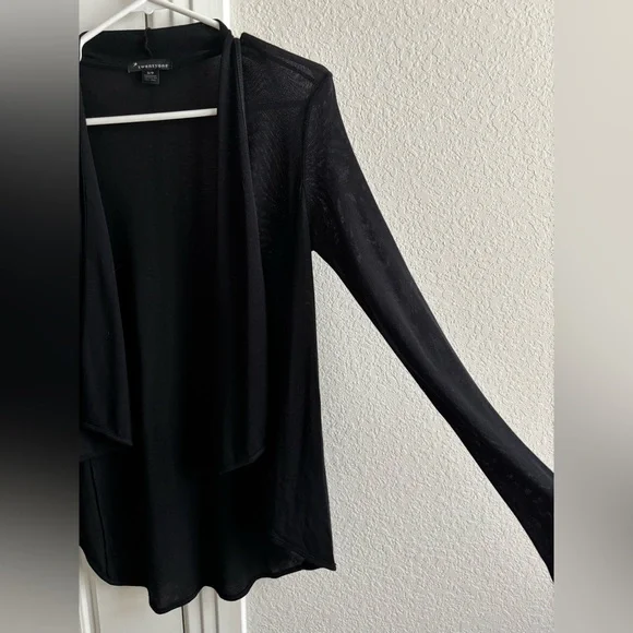 Forever 21 black lightweight asymmetric cardigan (size S) - Picture 3 of 7